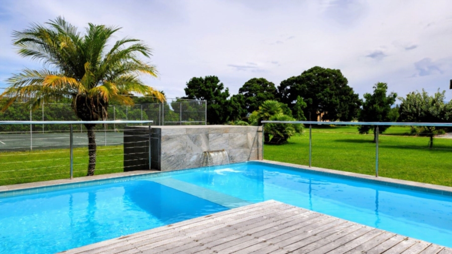 3 Bedroom Property for Sale in Brenton On Lake Western Cape